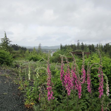 Ecoscape Cabins Hotel Port Hardy Esterno foto