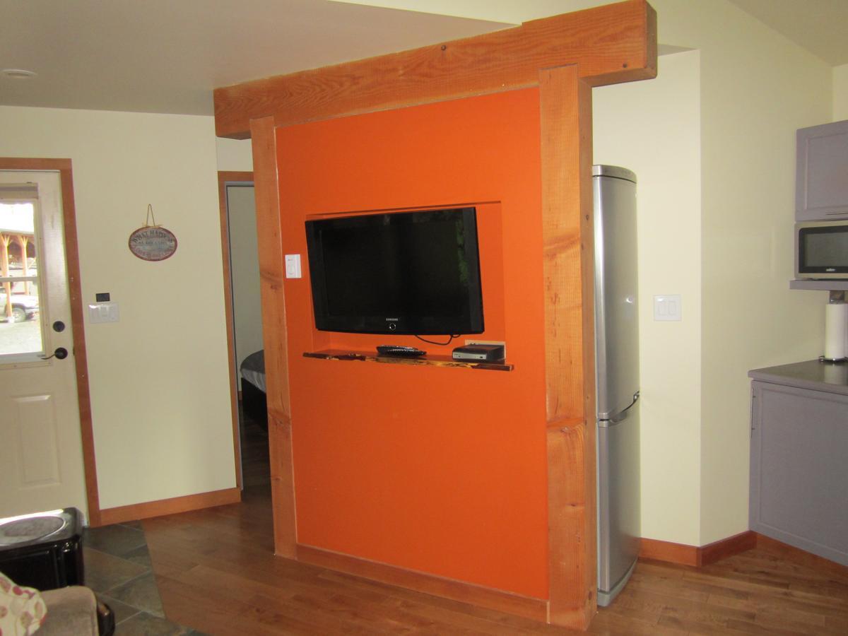 Ecoscape Cabins Hotel Port Hardy Esterno foto